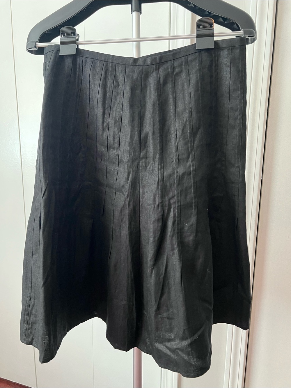 Ann Taylor Loft Classic Black A-Line Women's Skirt